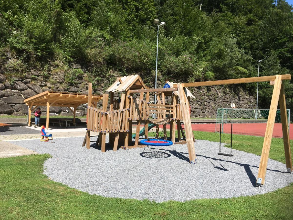Ferienwohnung Ob Vierwaldsaettersee Isenthal ภายนอก รูปภาพ