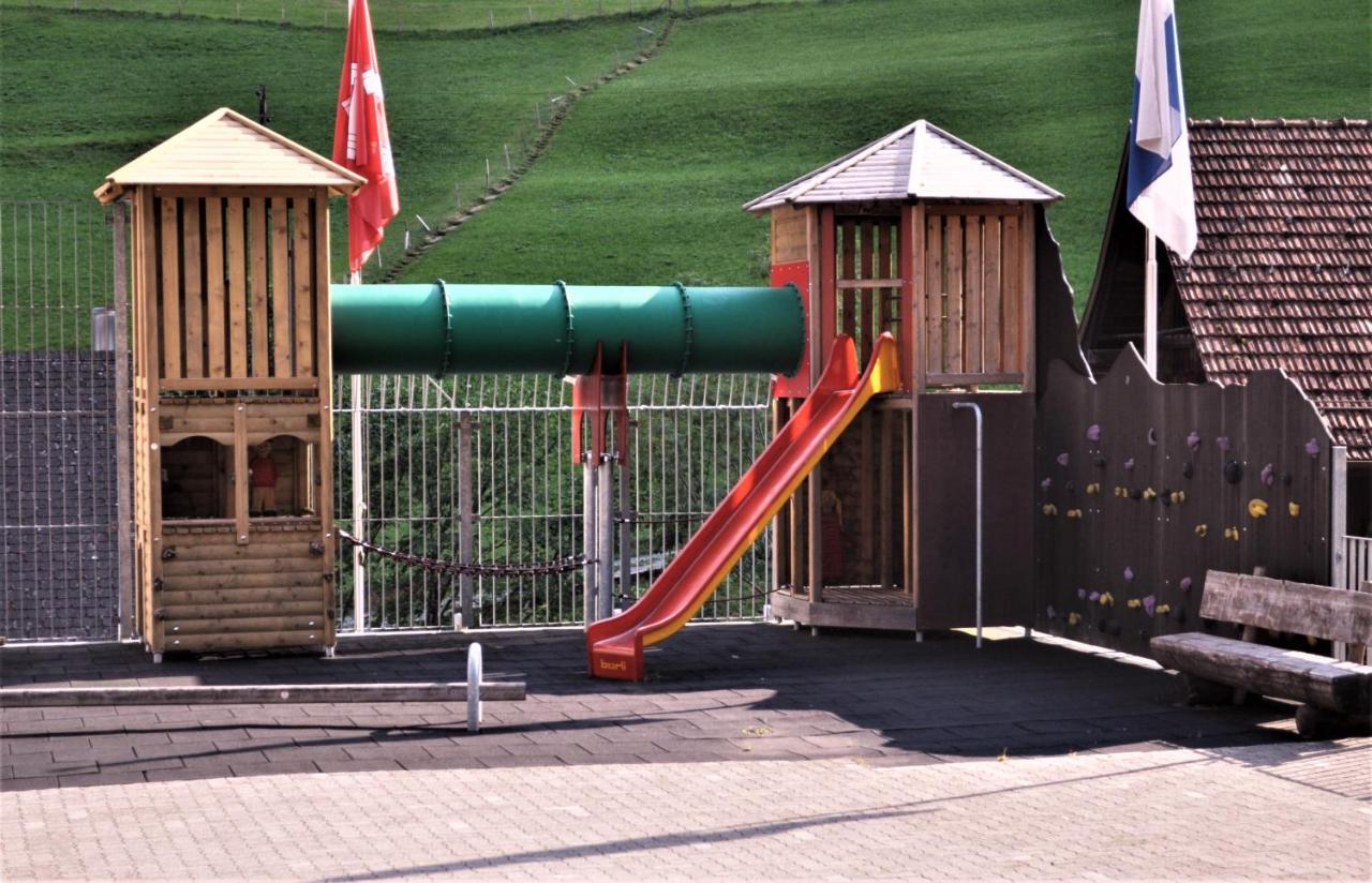 Ferienwohnung Ob Vierwaldsaettersee Isenthal ภายนอก รูปภาพ